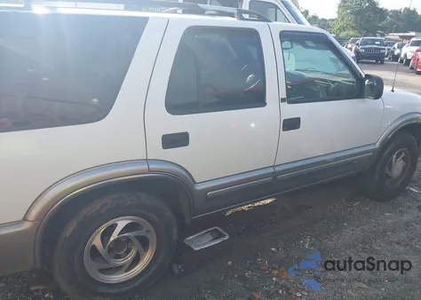 2000 Chevrolet Blazer Lt z USA, uszkodzony, nr VIN 1GNDT13W5Y2381009